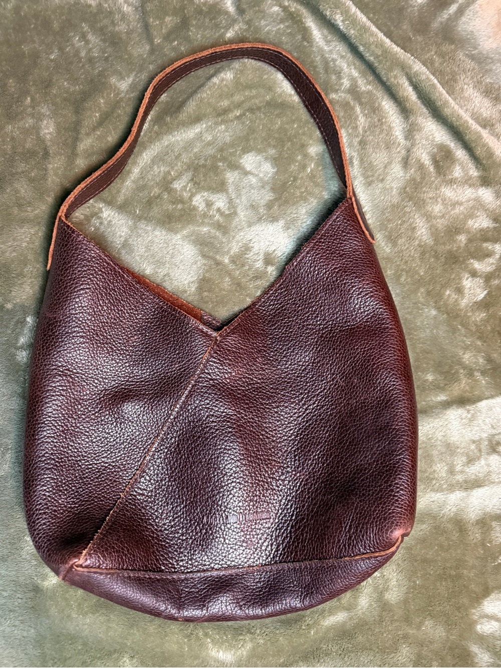 Portland Leather Shoulder Bag in Dark Brown